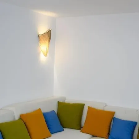Kolimpithres House