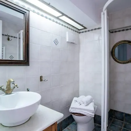 Kolimpithres House Holiday home Naousa (Paros)